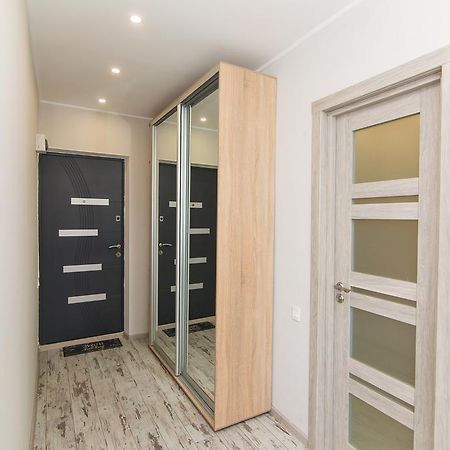 Vip Apartmen Appartamento Sumy Esterno foto