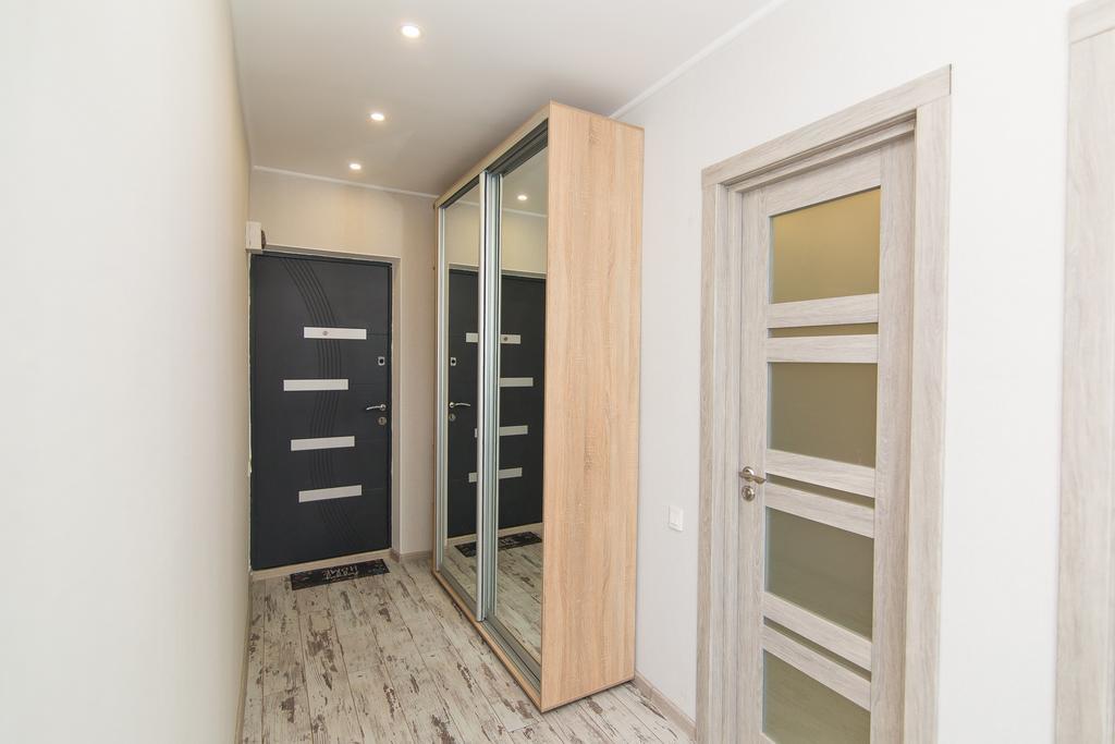 Vip Apartmen Appartamento Sumy Esterno foto