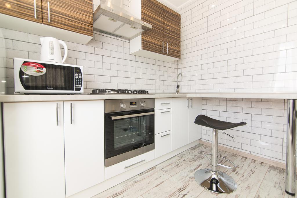 Vip Apartmen Appartamento Sumy Esterno foto